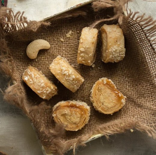 Flaky Cashew Turkish Roll