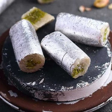 Kaju Pista Roll
