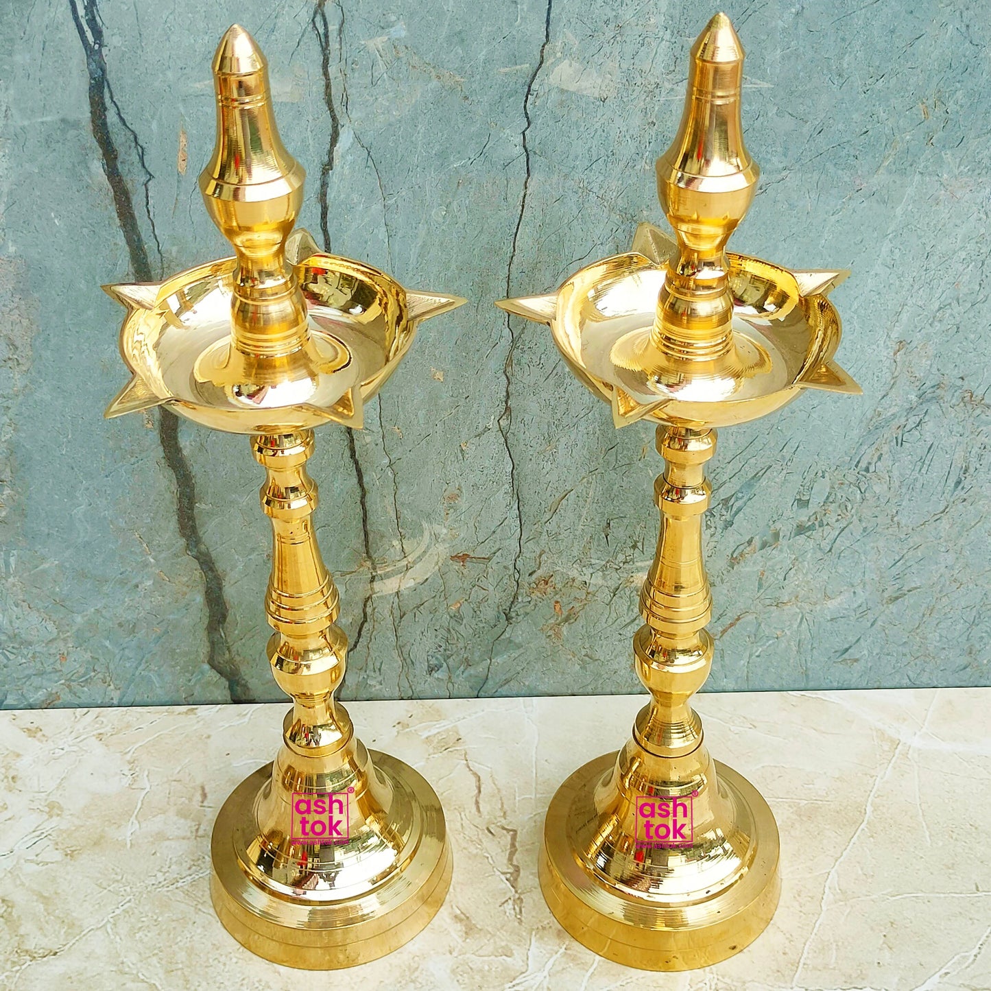 Brass Kashi Shamai Diya, Brass Kuthu Vilakku, Oil Lamp, Traditional Puja Diya (Pack of 2 Pcs)