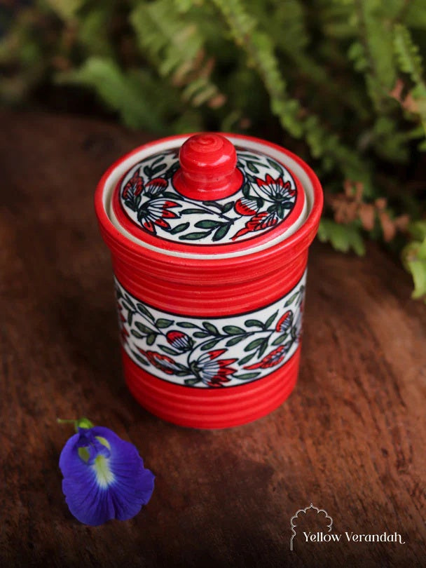 Stoneware - Cup With Lid