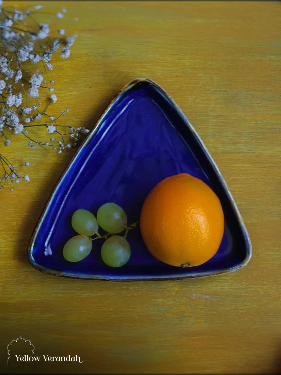 Stoneware Triangular Serving Plate